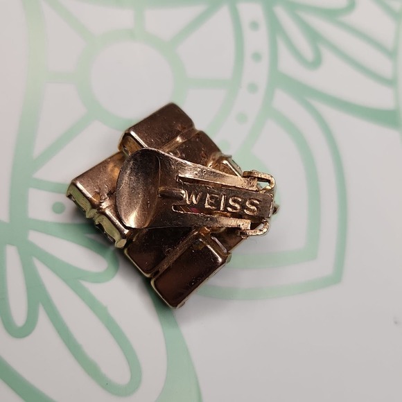 1950s Signed Weiss AB Aurora Borealis Prongset Clip-on Clipback Earrings - Picture 6 of 9